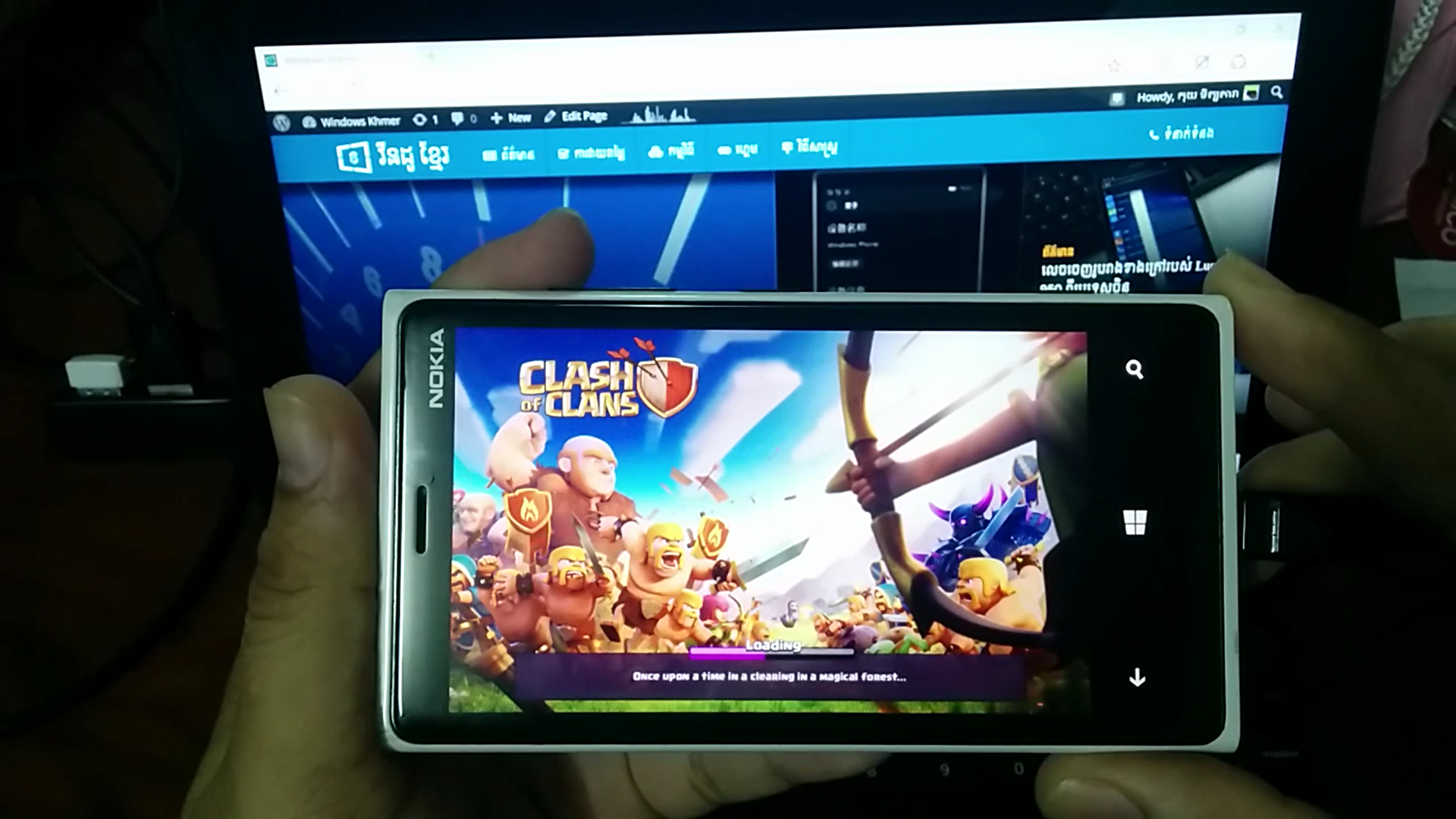 Clash of Clans Running on Windows 10 Mobile